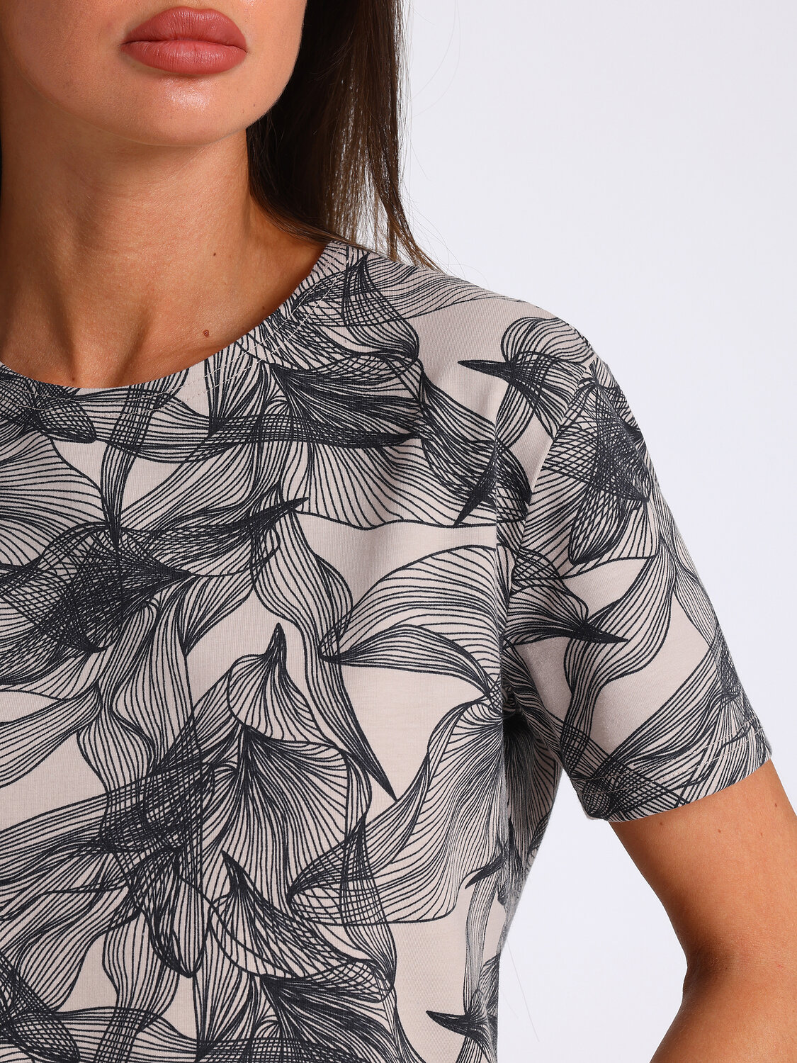 Апрель Футболка 589795 1ЖДФК3302804н паутинка на бежевом