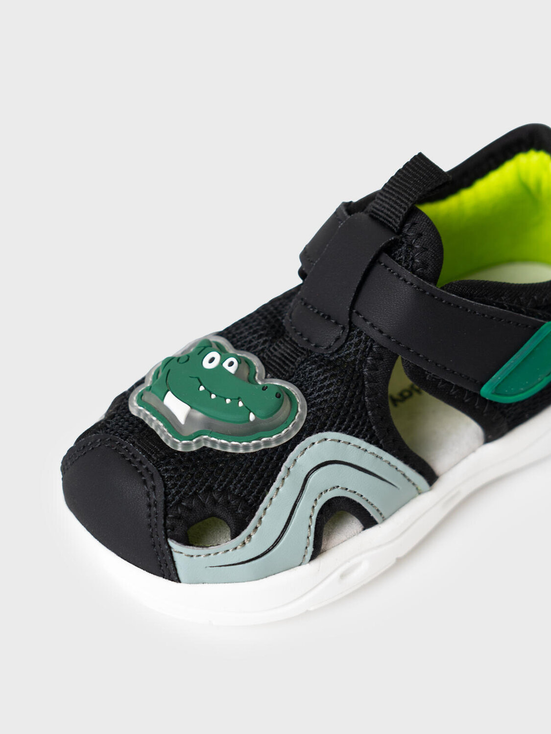 PLAYTODAY Сандалии 590002 12613707 черный,белый,зеленый