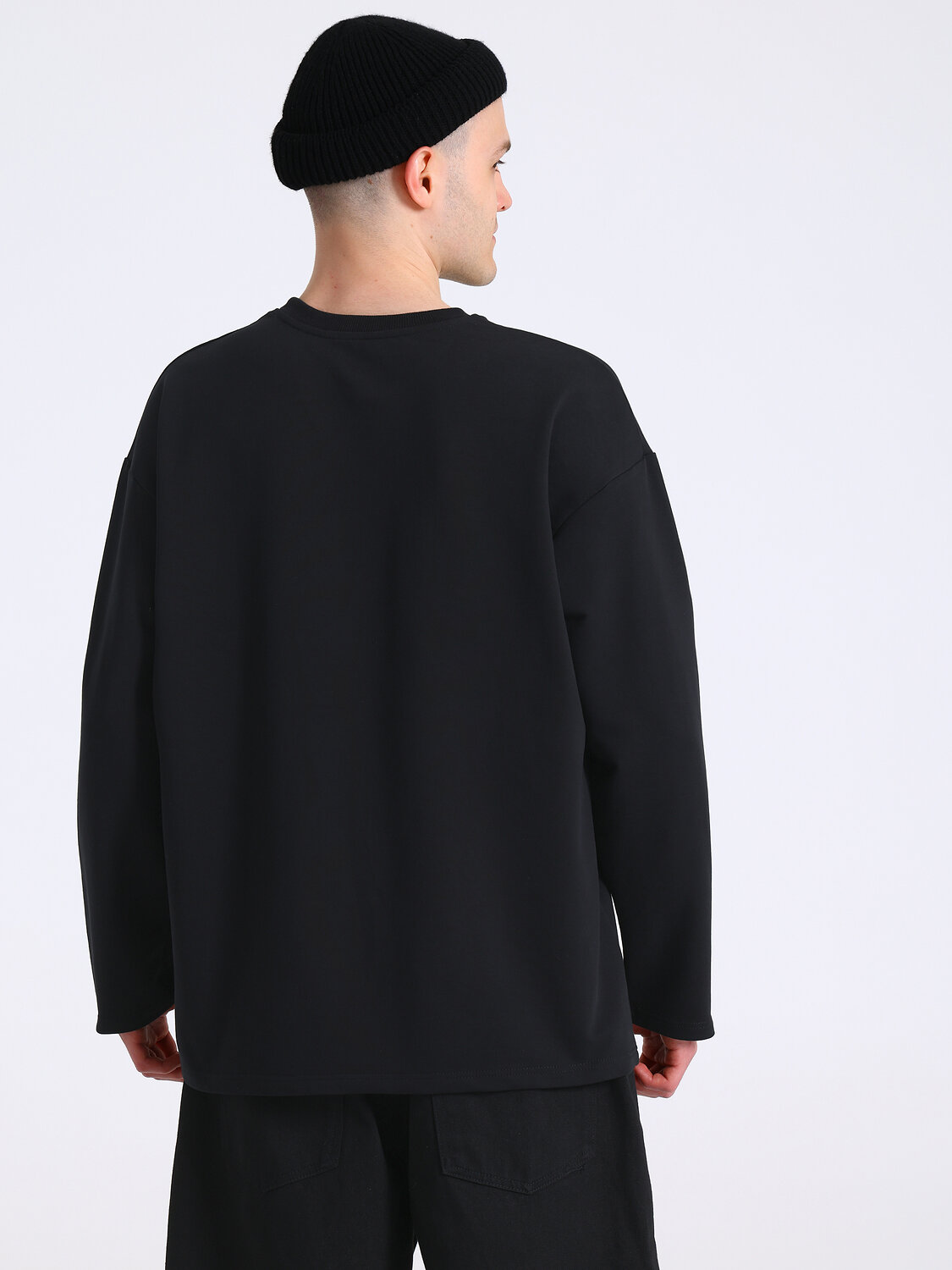 Апрель Лонгслив 590079 1МДЛД5058258 черный