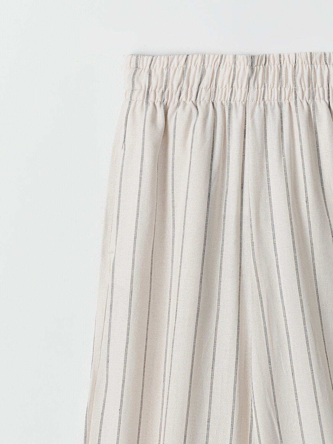 MARK FORMELLE Брюки 590476 182479 полоска на белом песке