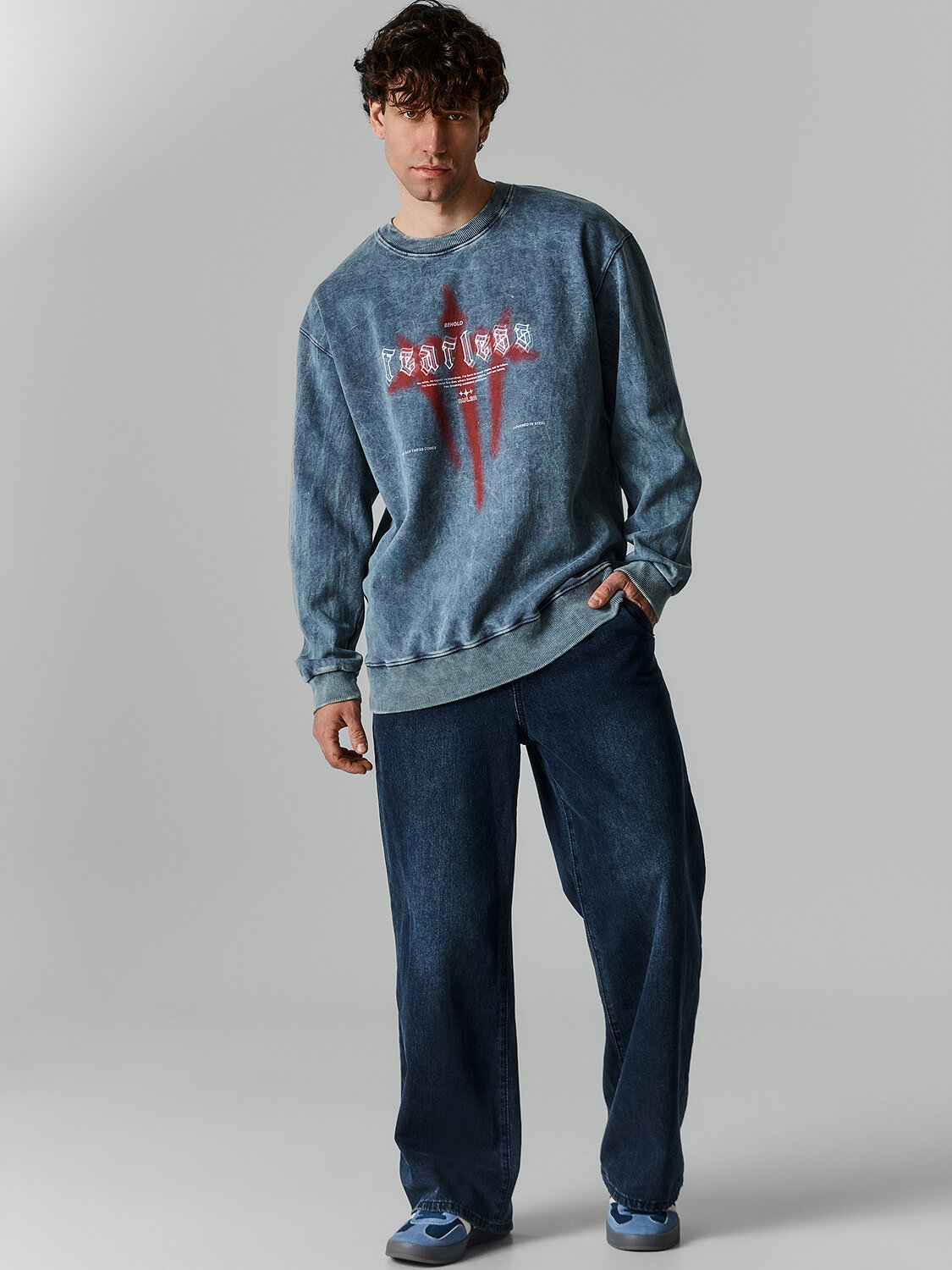 MARK FORMELLE Свитшот 590565 121873/1 ACID WASH графит +печать