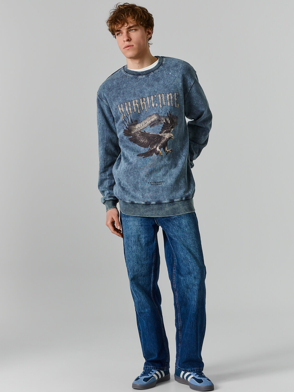 MARK FORMELLE Свитшот 590567 121873/1 ACID WASH графит +печать1