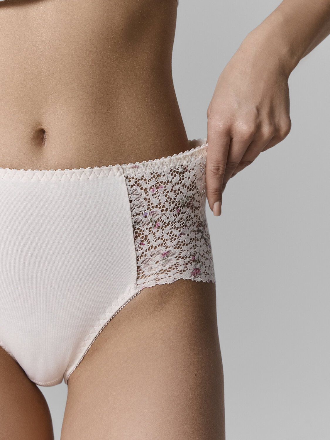 MARK FORMELLE Трусы 590596 412417 цветочки на персиковом