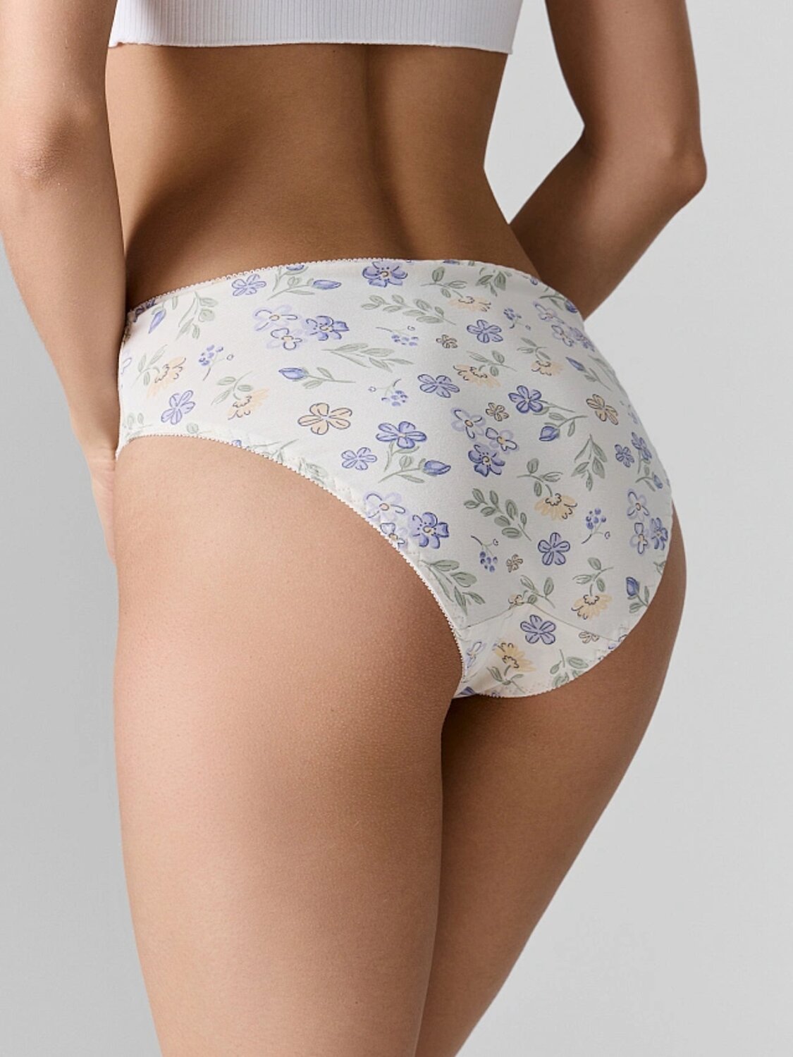 MARK FORMELLE Трусы 590597 412673 цветы на молочном