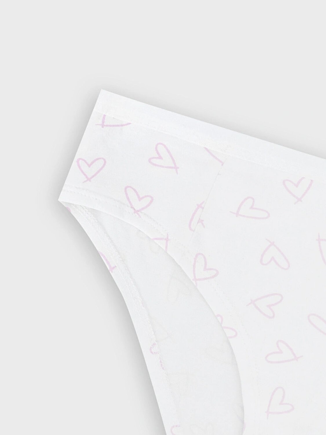 MARK FORMELLE Трусы 590598 412246H сердечки на белом