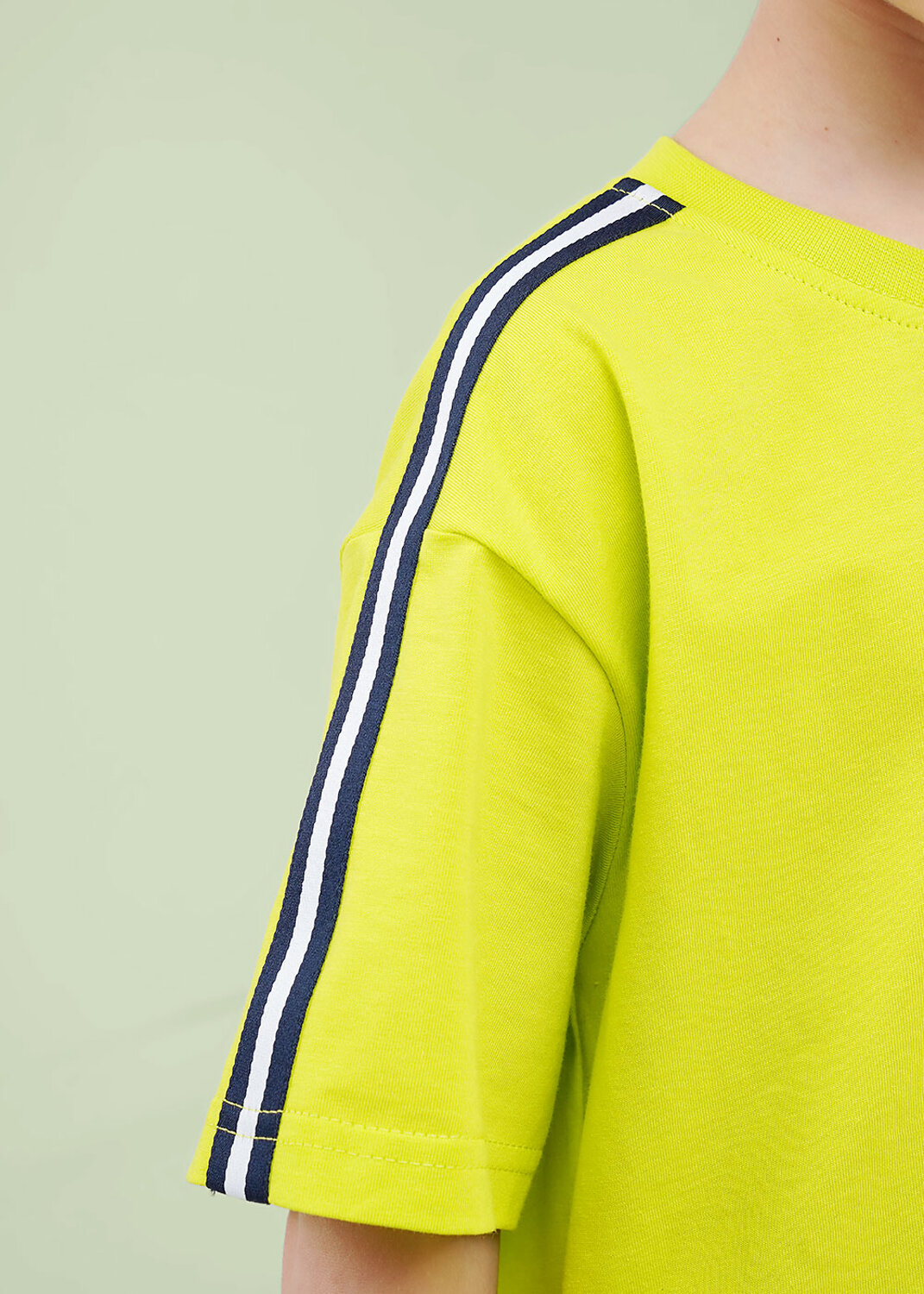 CLEVER Футболка 590708 867421/18кд_п зелёный "неон"