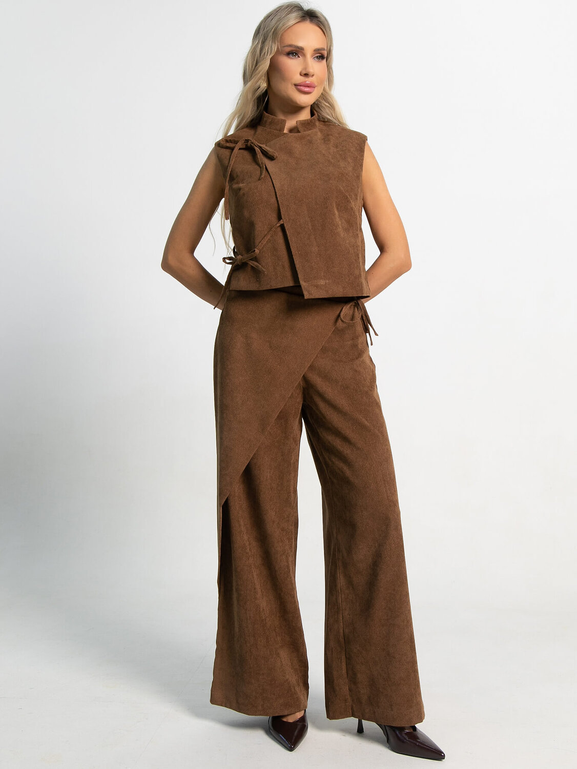 LT Collection Костюм 591117 К15389-10М коричневый