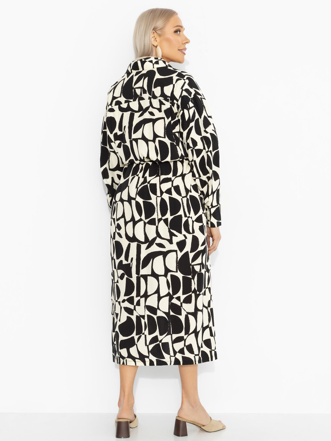 CHARUTTI Платье-рубашка 591170 12748 Черный