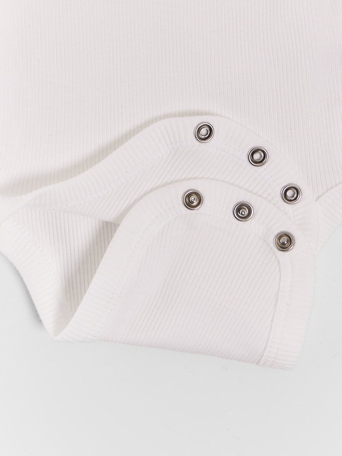 MARK FORMELLE Боди детское 591285 13020-2 белый +ракушки на белом