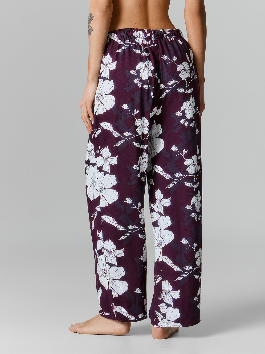 MARK FORMELLE Бриджи 591304 522252 цветы на винном