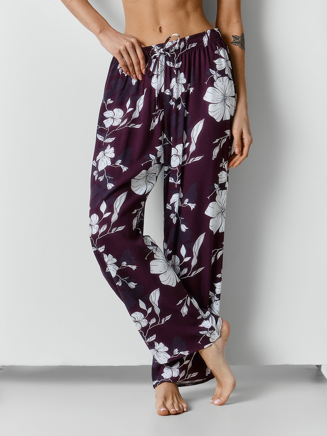 MARK FORMELLE Бриджи 591304 522252 цветы на винном