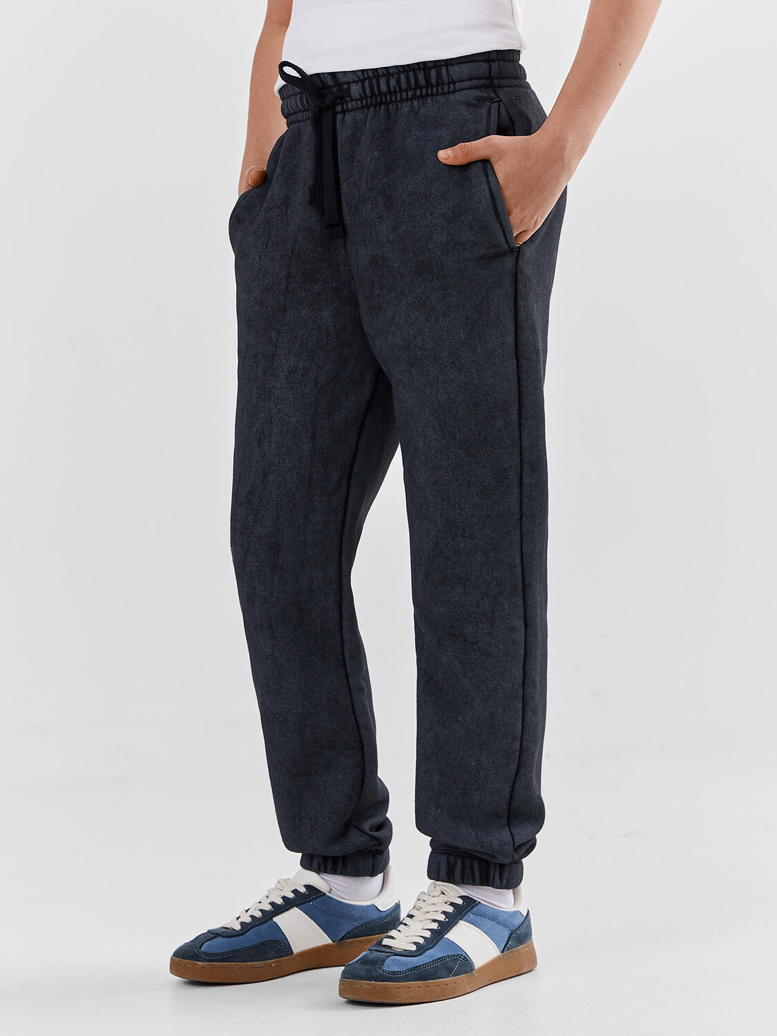 MARK FORMELLE Брюки 591310 183374 ACID WASH черный