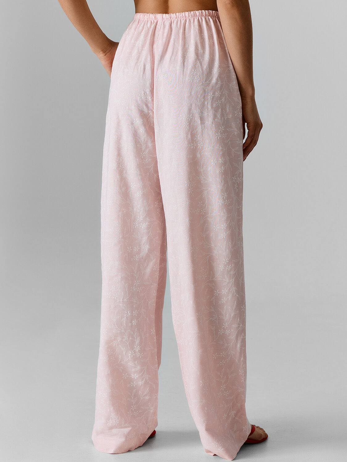 MARK FORMELLE Брюки 591323 182511 цветы на жемчужно -розовом