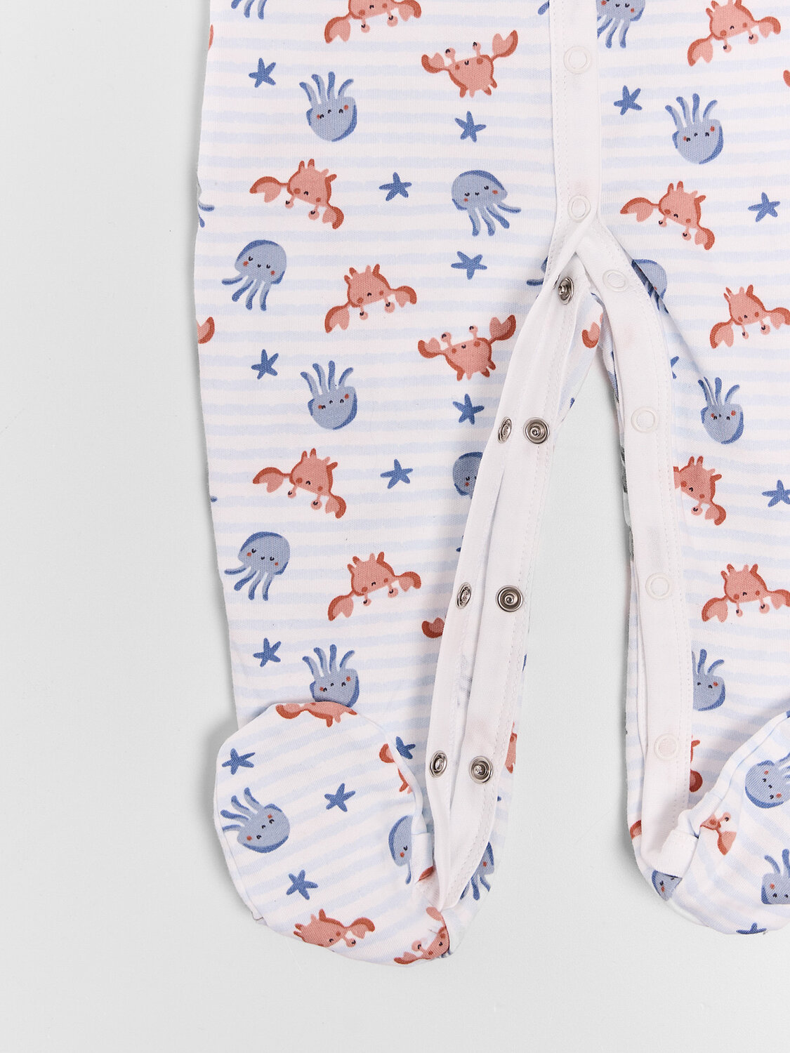 MARK FORMELLE Комбинезон 591364 14005-2 крабики и медузы на полоске +киты на синем