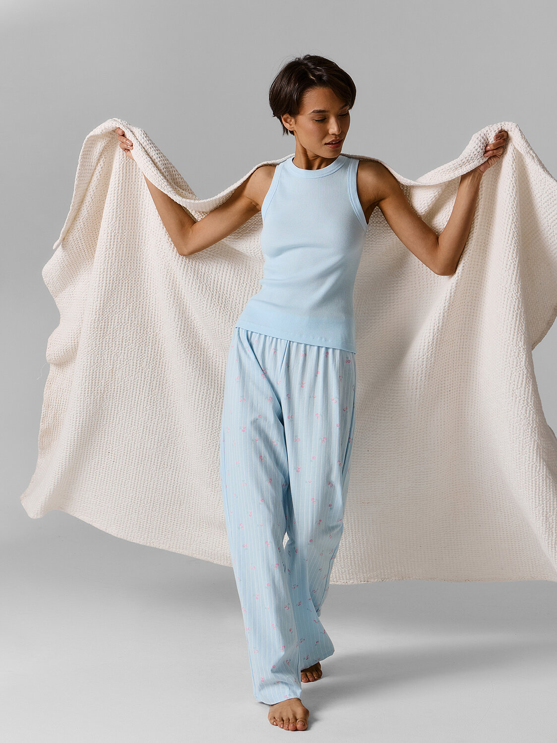 MARK FORMELLE Комплект 591375 592649 голубое небо +вишенки на голубой полоске