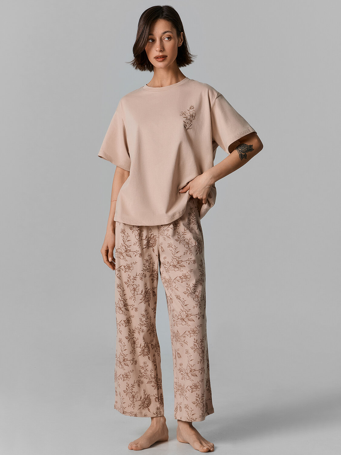 MARK FORMELLE Комплект 591376 592600 холодный бежевый +цветы на бежевом