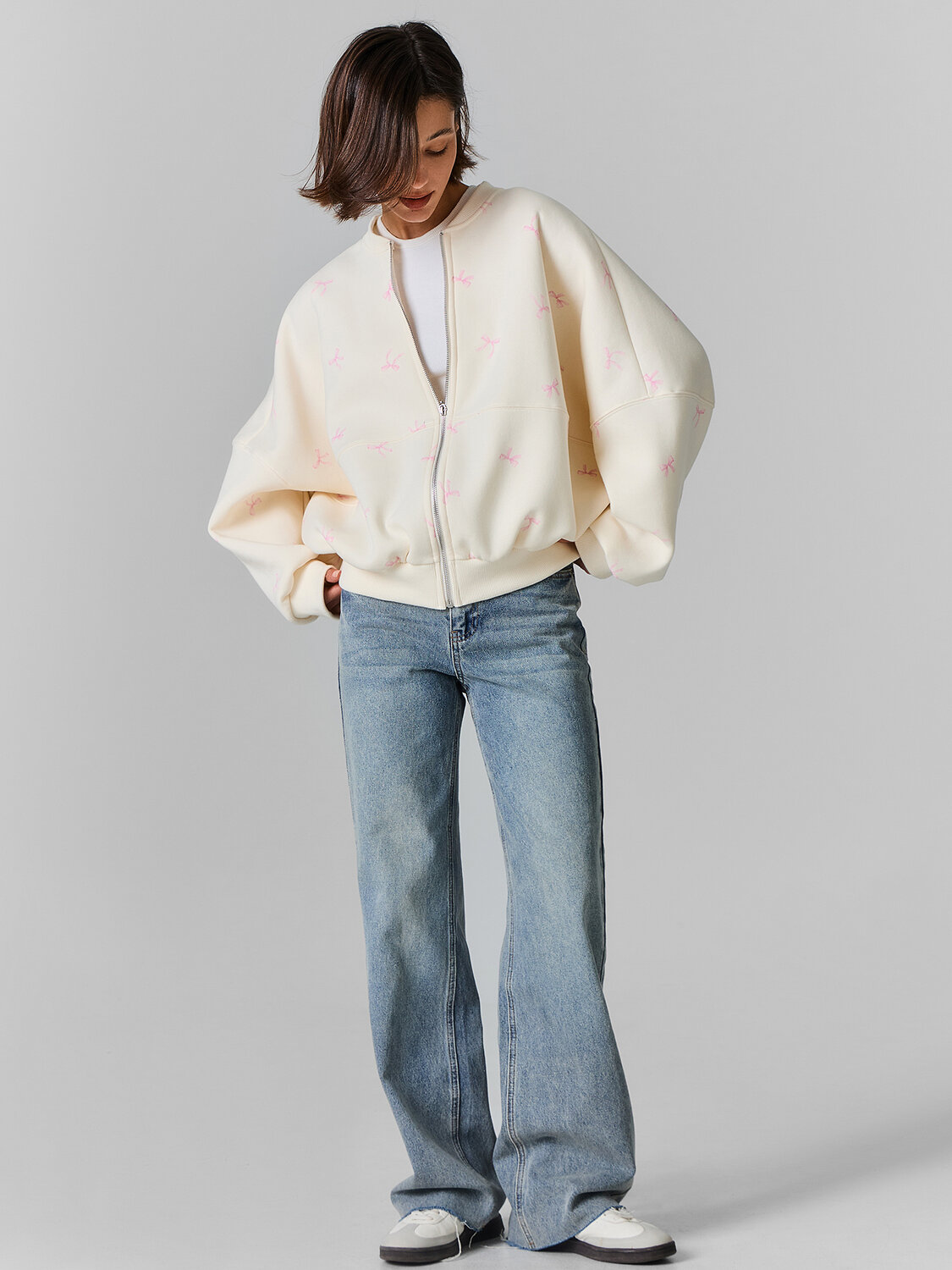 MARK FORMELLE Толстовка 591466 172112 бантики на молочном