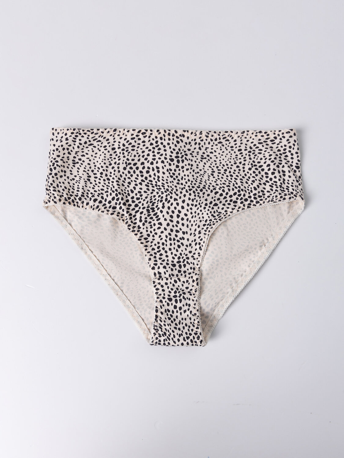 MARK FORMELLE Трусы 591500 412075 анималистичный принт на жасминовом