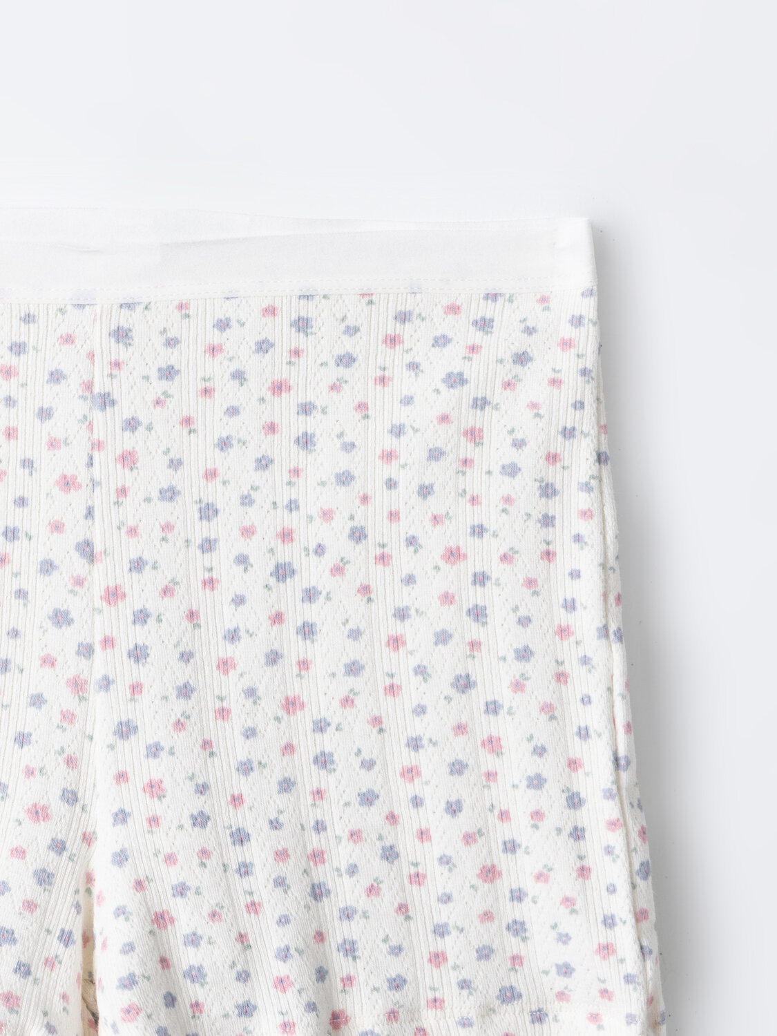 MARK FORMELLE Трусы 591516 412704-1 ромашки на молочном