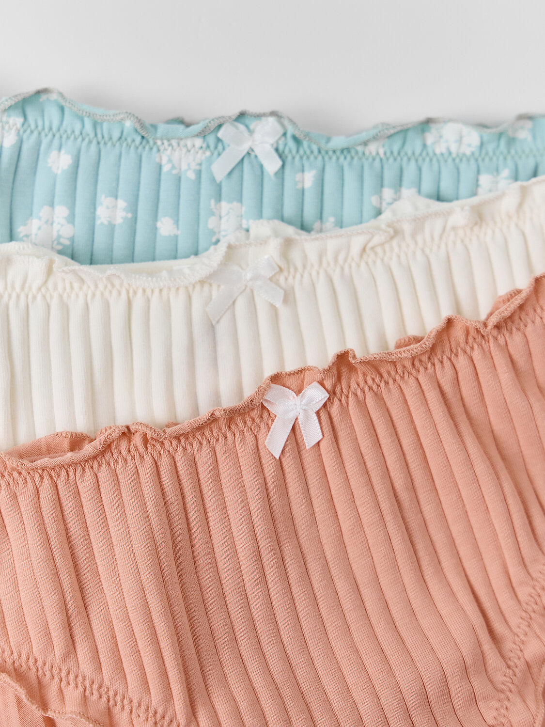 MARK FORMELLE Трусы 591525 412656-3 цветы на мятном