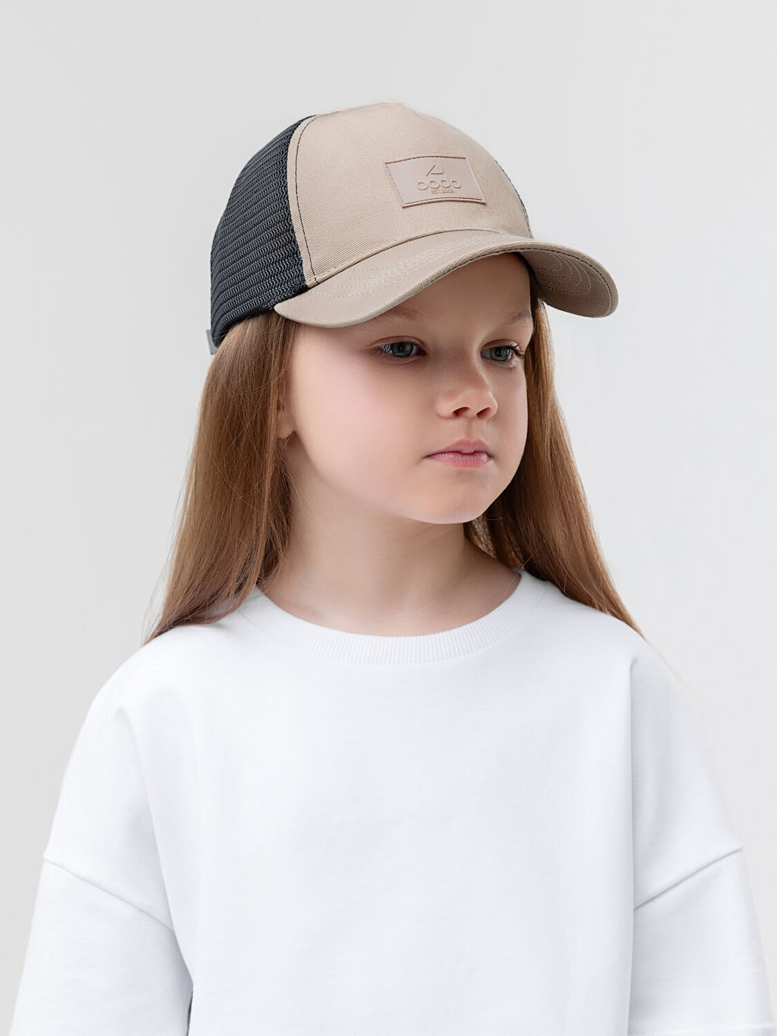 Bodo Кепка 591619 45-5MU бежевый (черный)