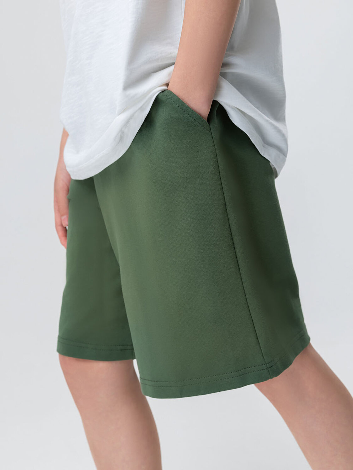 Bodo Шорты 591677 39-11МU хаки