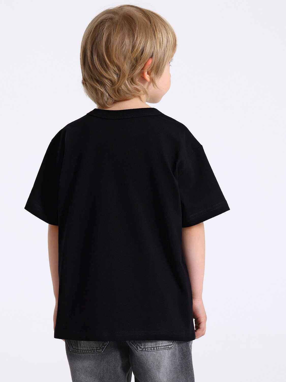 Апрель Футболка 591864 1ПДФК5078001 черный