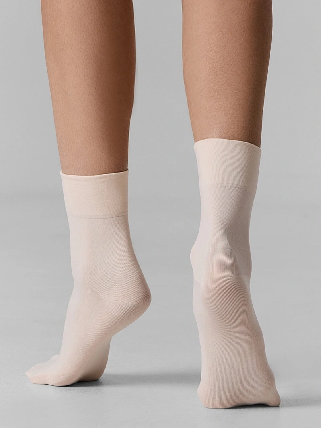 MARK FORMELLE Женские носки 591913 275PA-3297 молочный