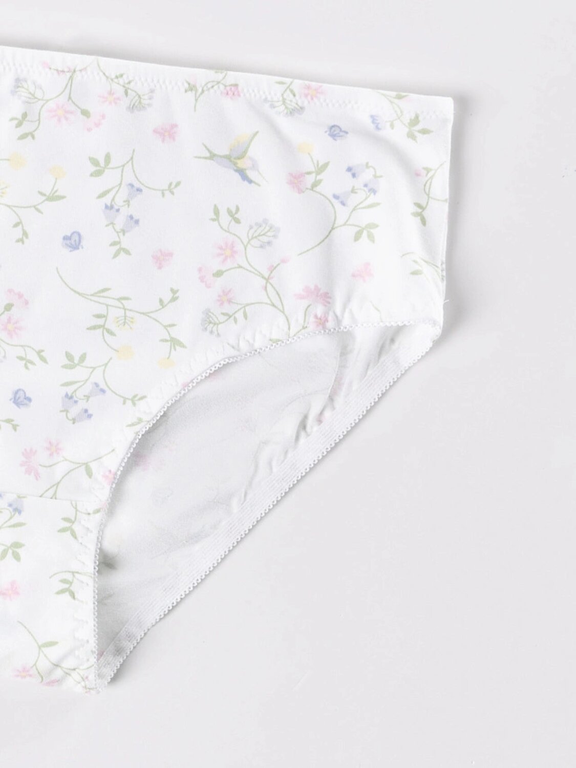 MARK FORMELLE Трусы 591933 412075 колибри с цветами на белом