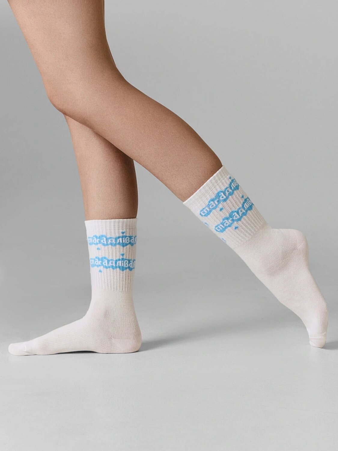 MARK FORMELLE Женские носки 591959 217K-3562 белый