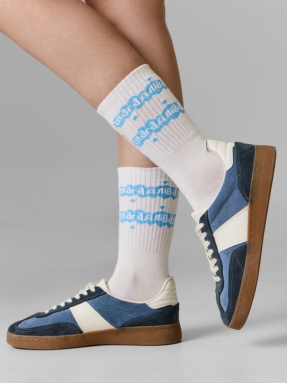 MARK FORMELLE Женские носки 591959 217K-3562 белый