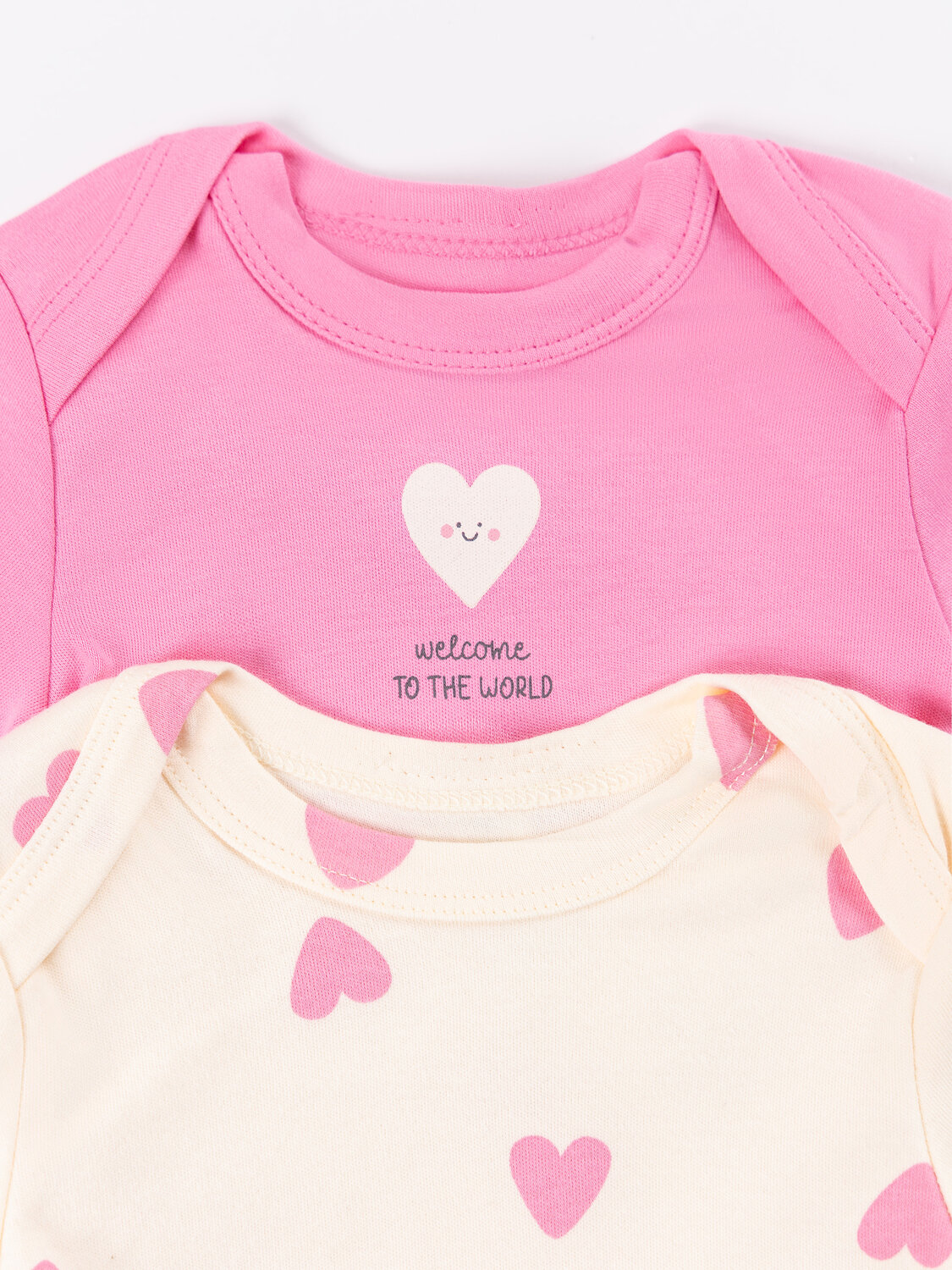 MARK FORMELLE Боди детское 592203 13015-2 сердечки на молоке +розовое саше