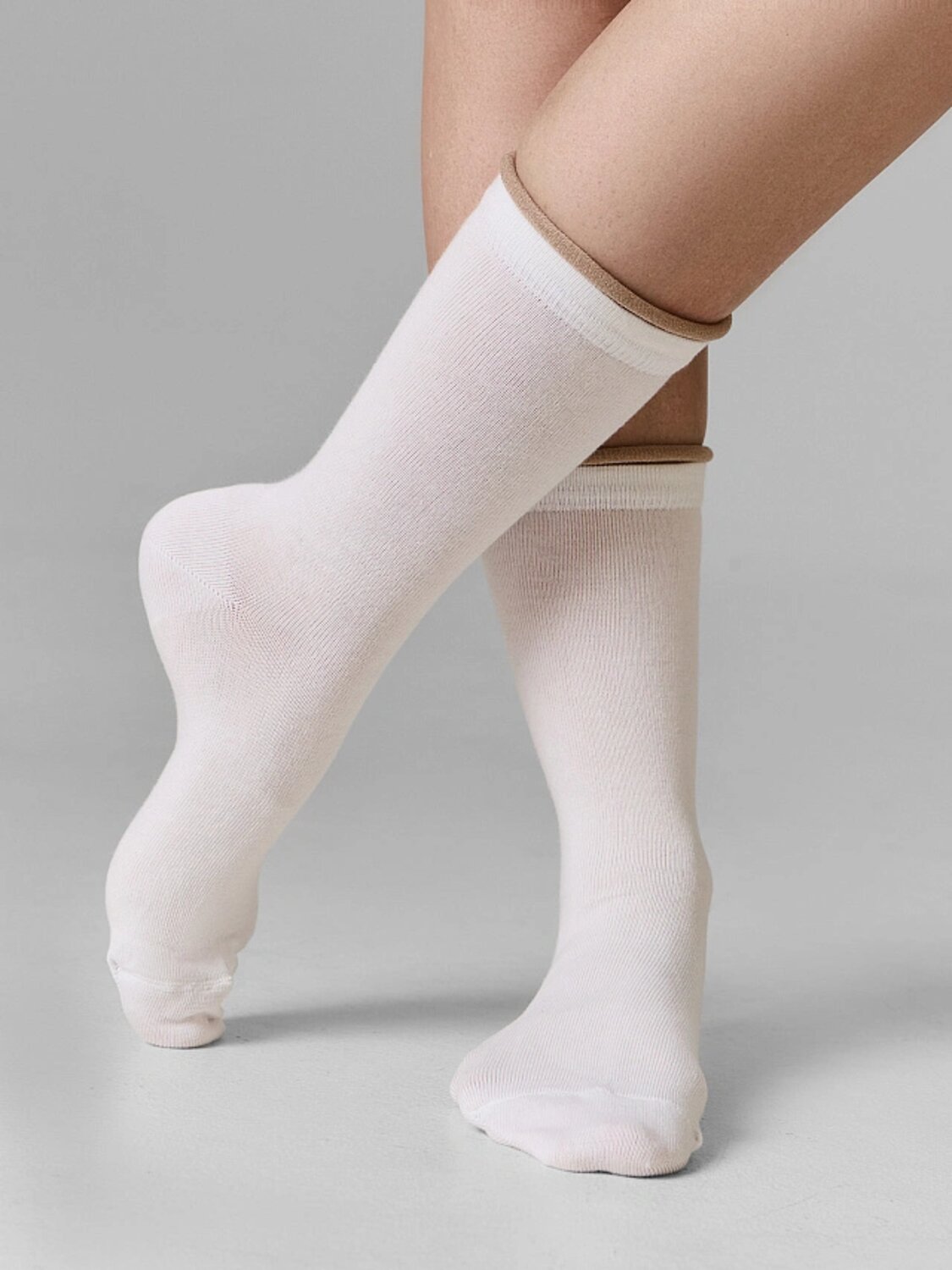 MARK FORMELLE Женские носки 592239 245K-3509 белый