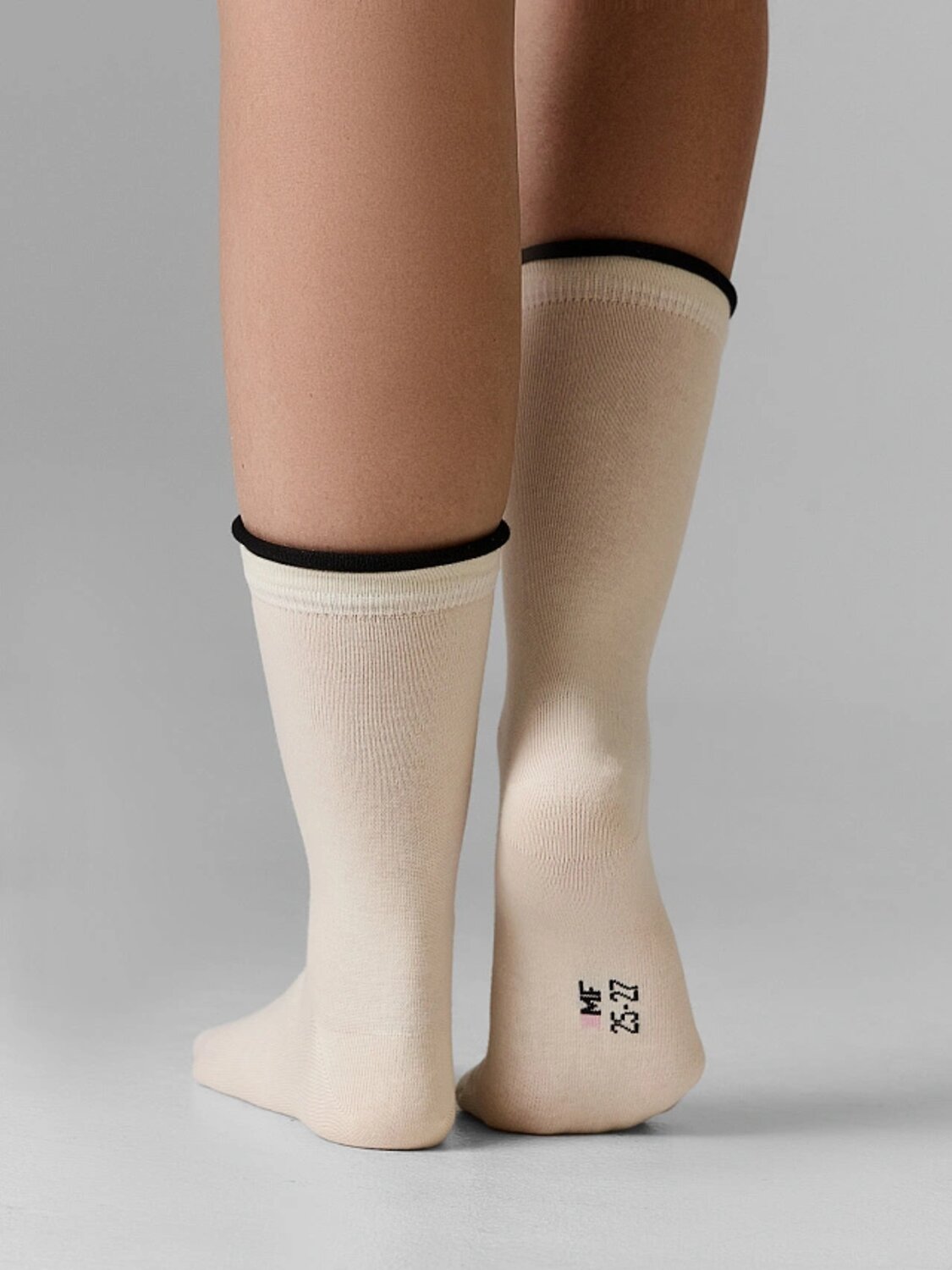 MARK FORMELLE Женские носки 592240 245K-3509 молочный