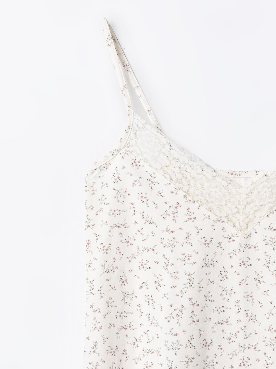 MARK FORMELLE Сорочка 592270 152496 цветы на сумрачно-белом