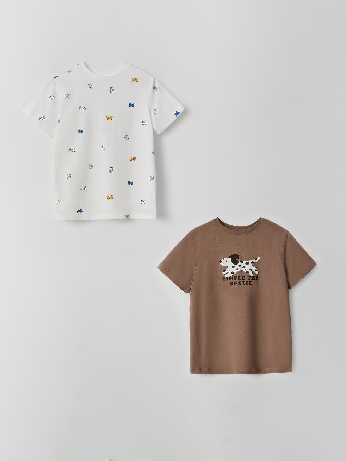 MARK FORMELLE Футболка 592283 113379-2 пепельно -коричневый +маленькие собачки на белом