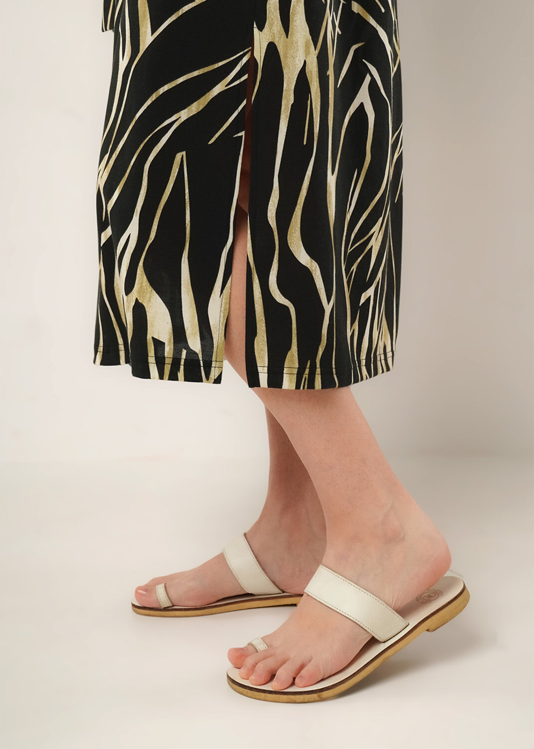 CLEVER Платье 592433 267217/208ззн т.коричневый/св.бежевый