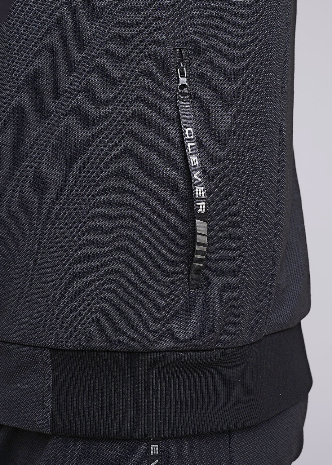 CLEVER Куртка 592565 632108зэ maxi(макси) чёрный/т.серый