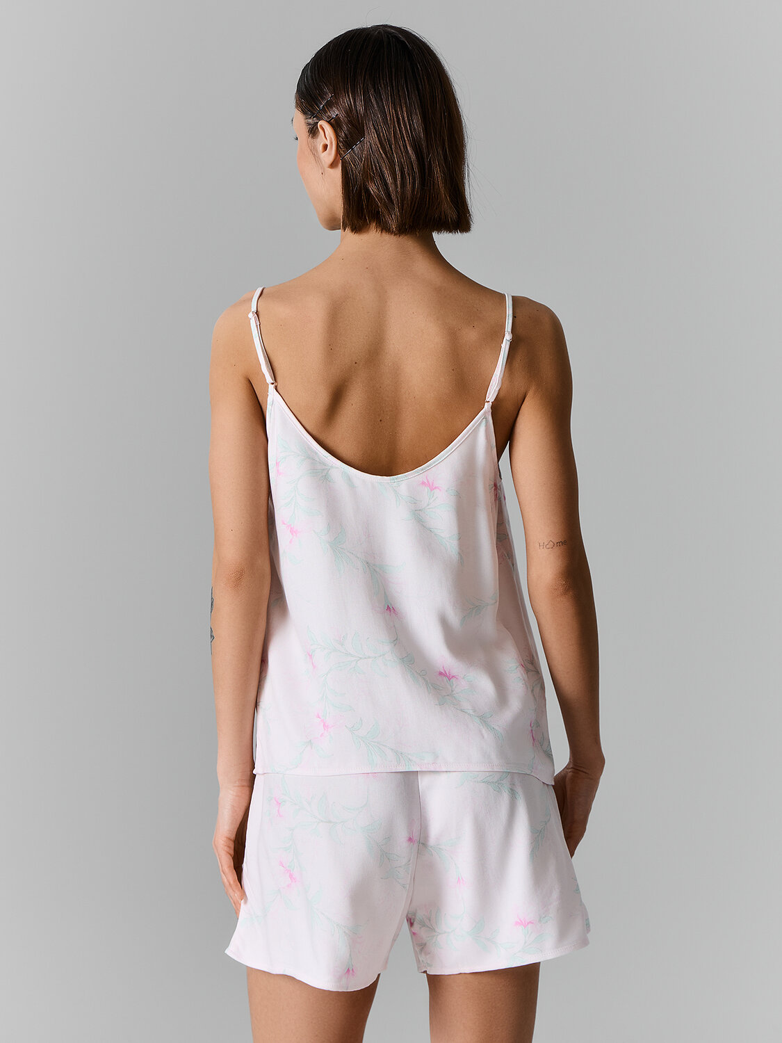 MARK FORMELLE Комплект 592602 592594-1 цветы на лиловом