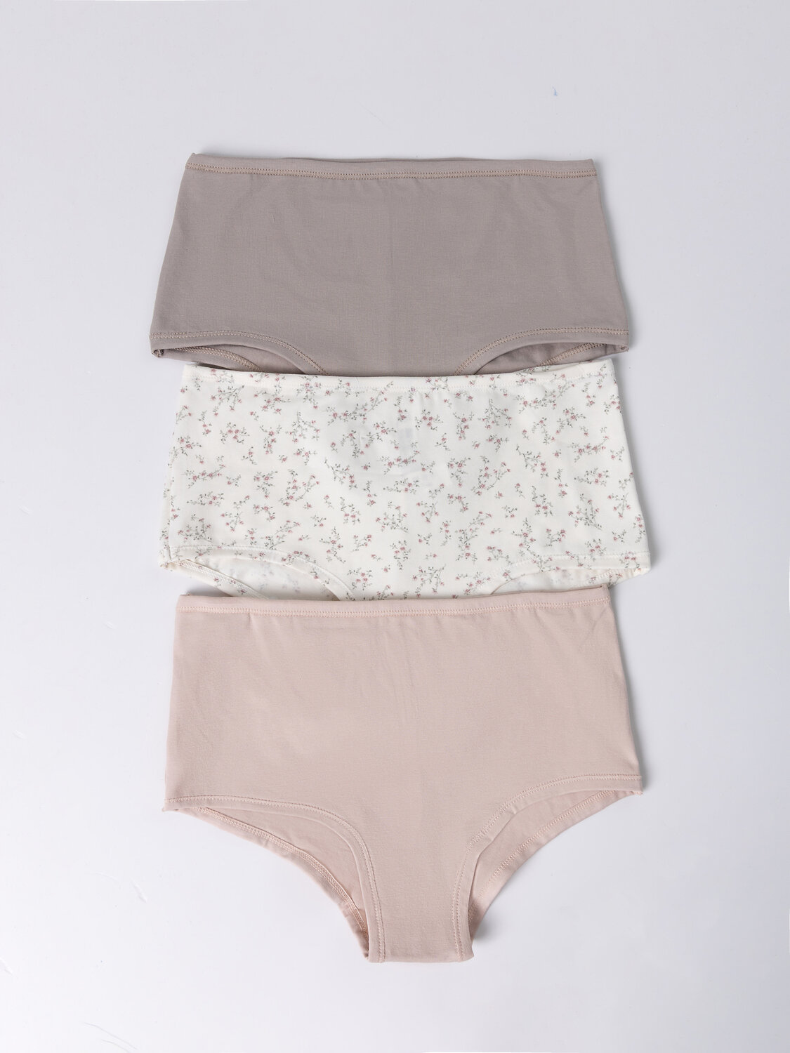 MARK FORMELLE Трусы 592621 412458-3 цветы на сумрачно-белом