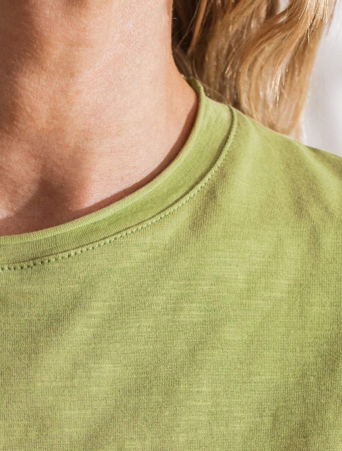 VILATTE Футболка 592997 D49.163 фисташковый