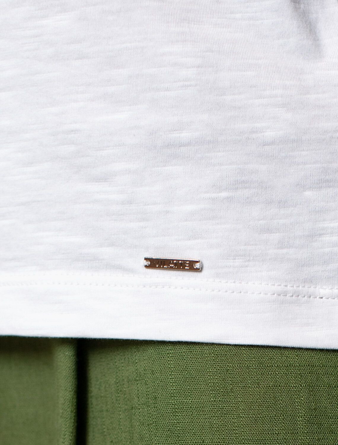 VILATTE Футболка 593003 D49.164 молочный