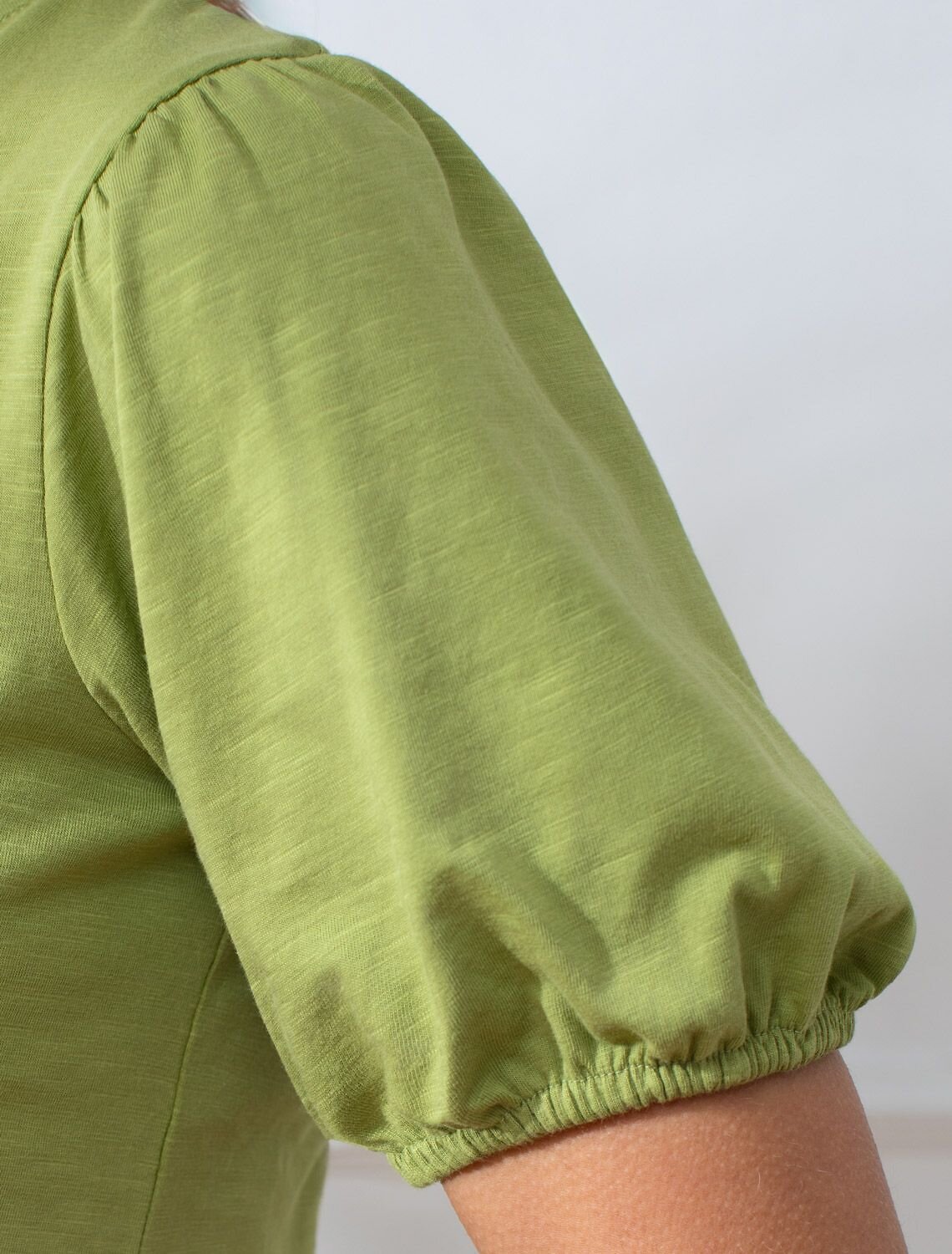 VILATTE Футболка 593005 D49.164 фисташковый