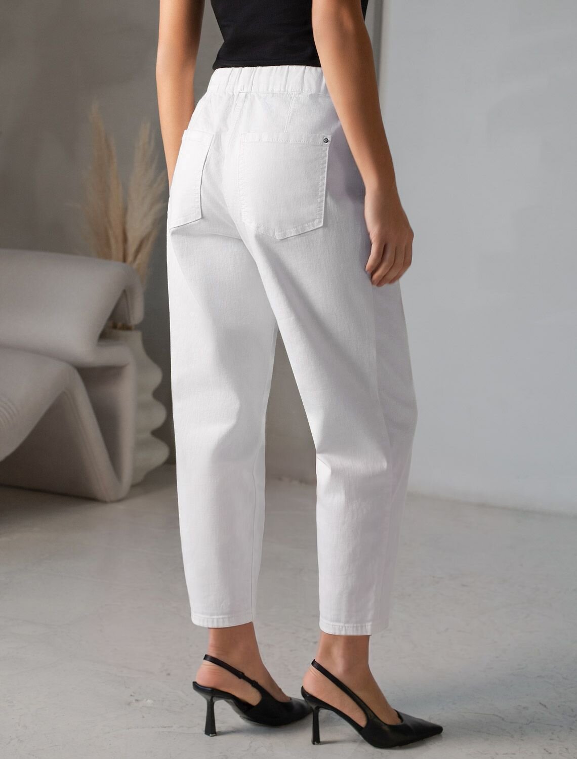 VILATTE Джинсы 593008 D54.316 белый