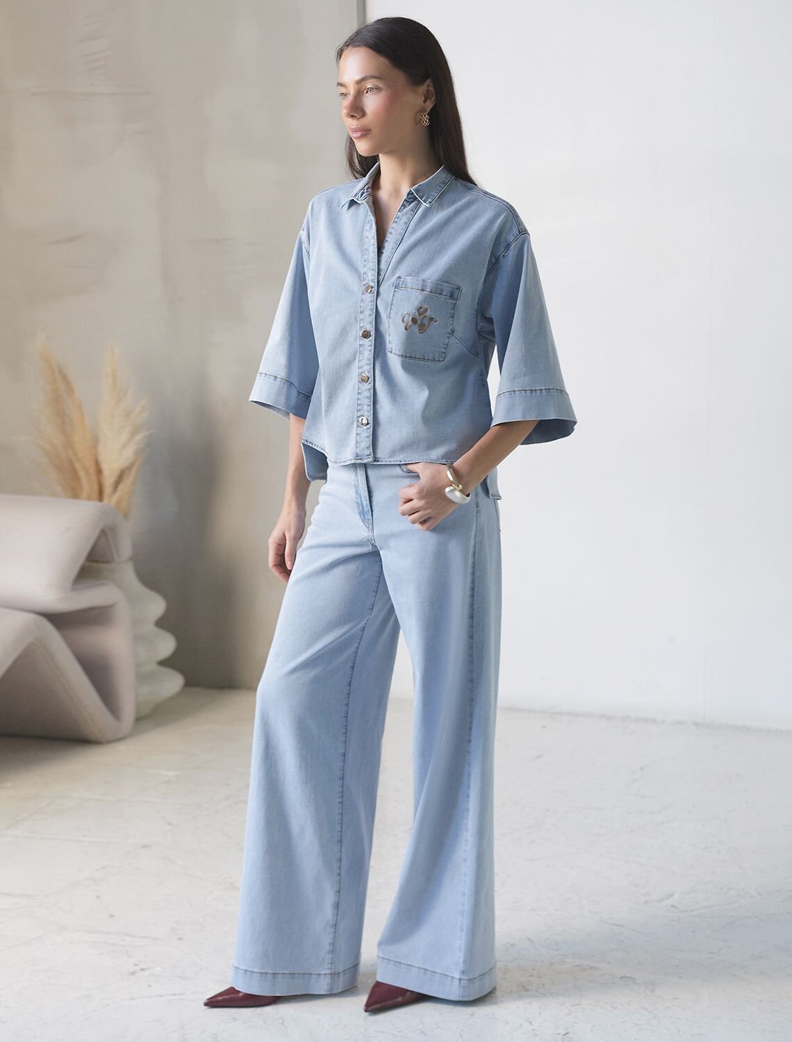 VILATTE Джинсы 593010 D54.317 светло-голубой