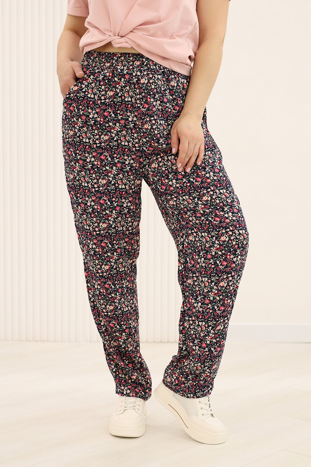 Натали Брюки 593082 7506 темно-синий+цветочки