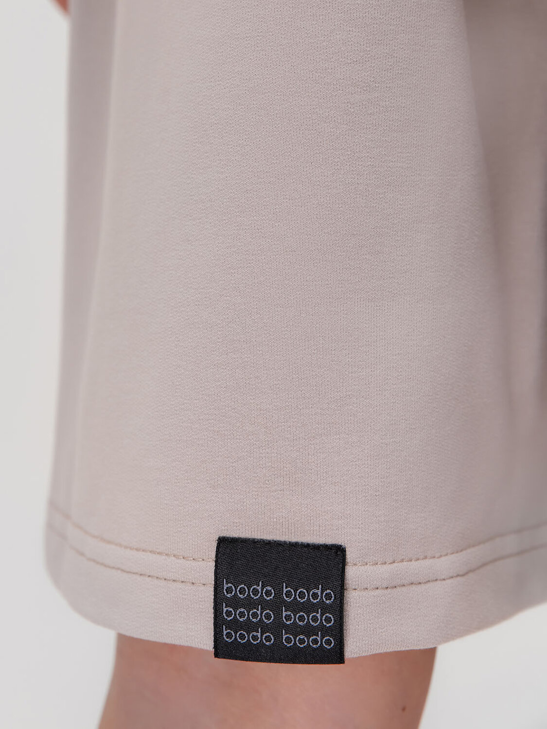 Bodo Костюм 593818 46-168MU серо-бежевый
