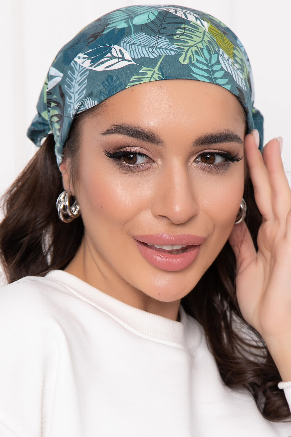 LT Collection Косынка 594097 КР4 холодный зелёный