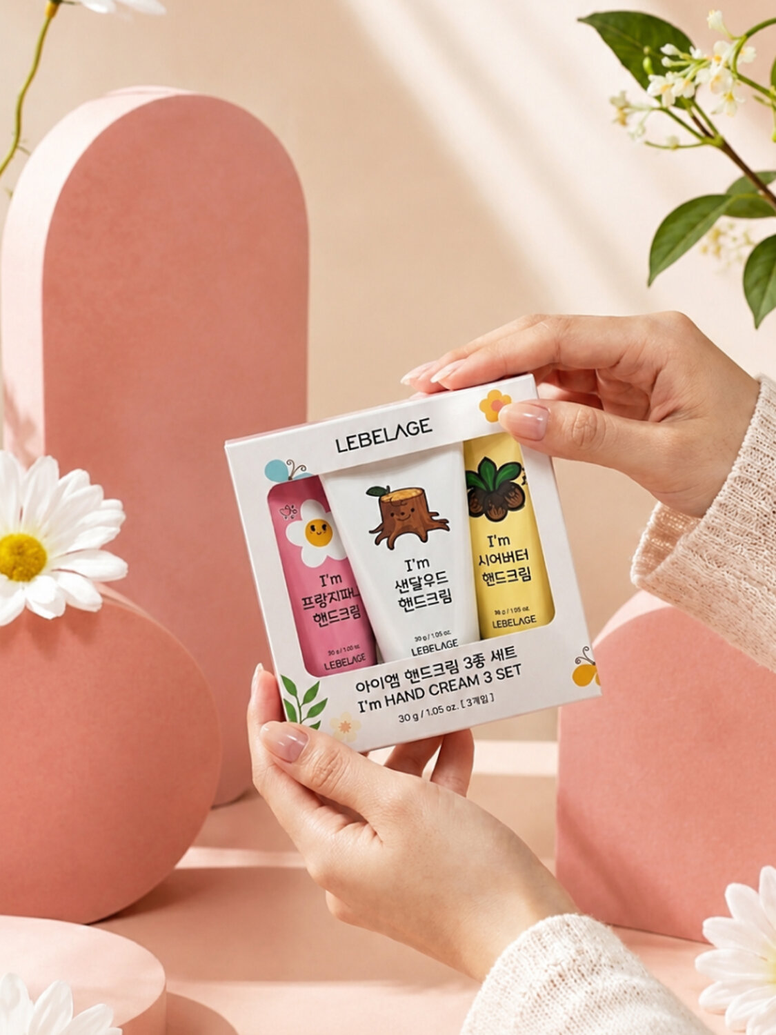 Lebelage Набор парфюмированных кремов для рук / I'm Hand Cream, 3 шт. x 30 г 601381 28539 