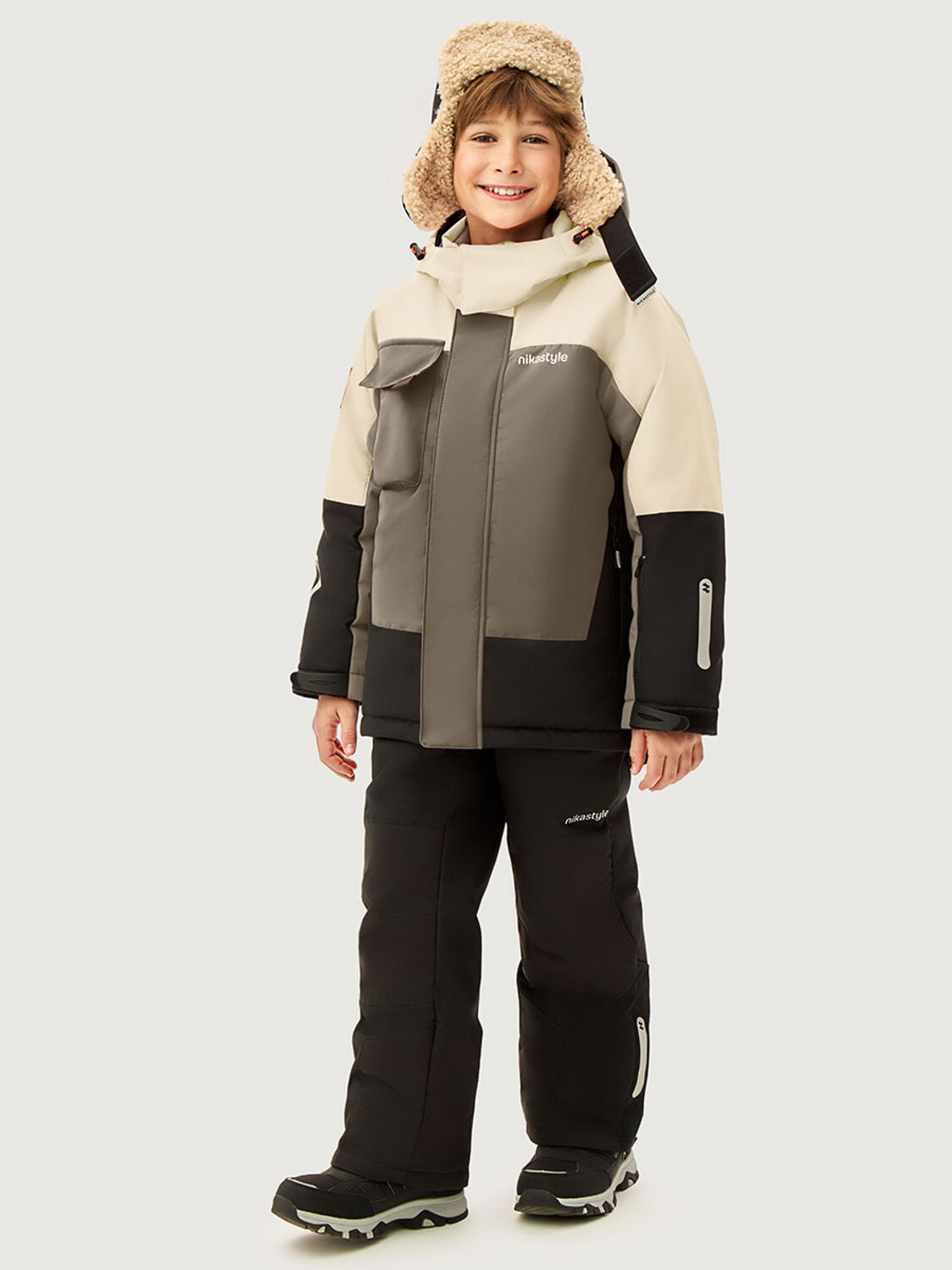 NIKASTYLE Костюм 608067 7з4926 серый песок/черный